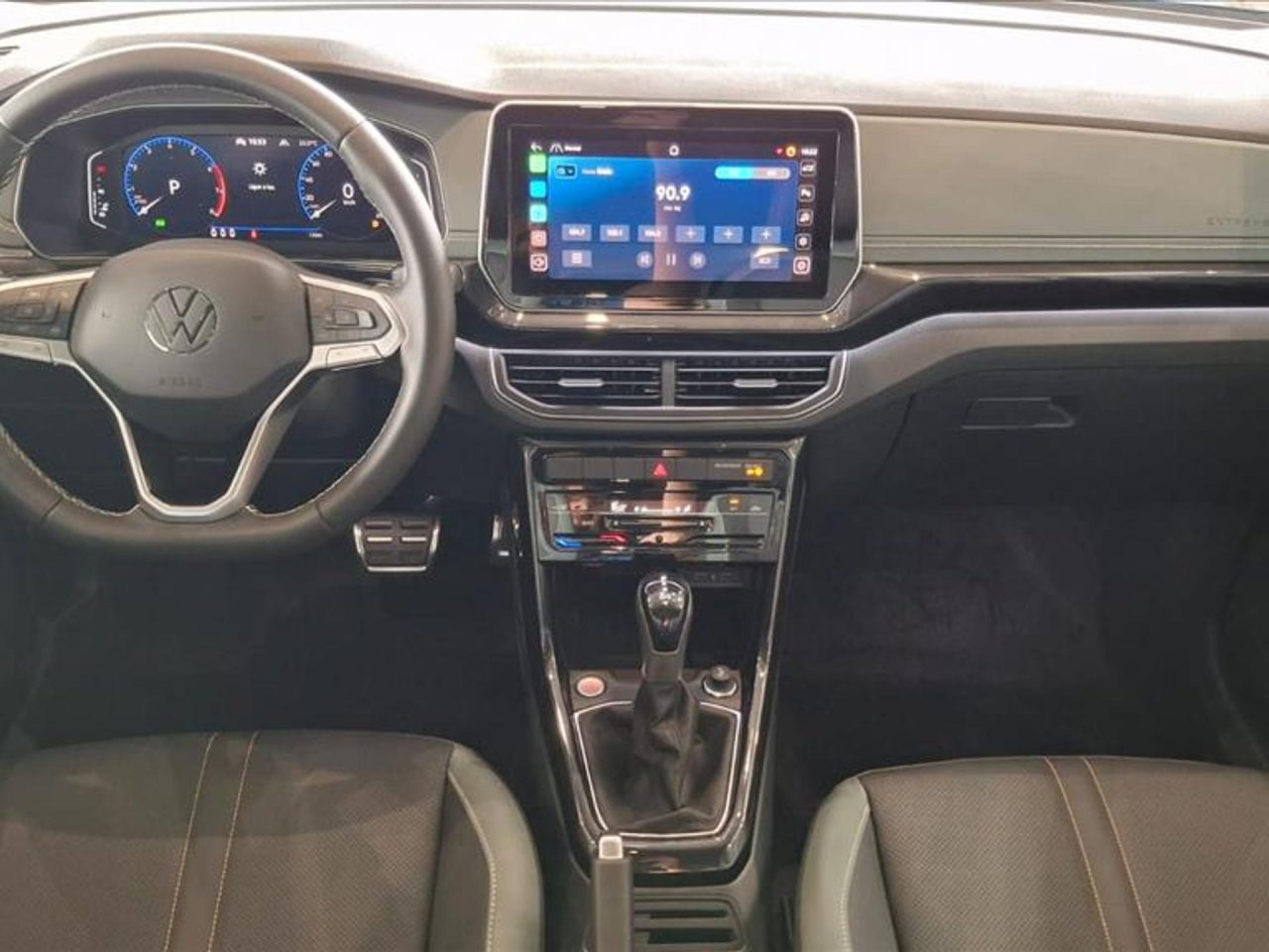 Preço do Volkswagen T-Cross 2026 é reduzido em R$ 38.864 para PcD em novembro
