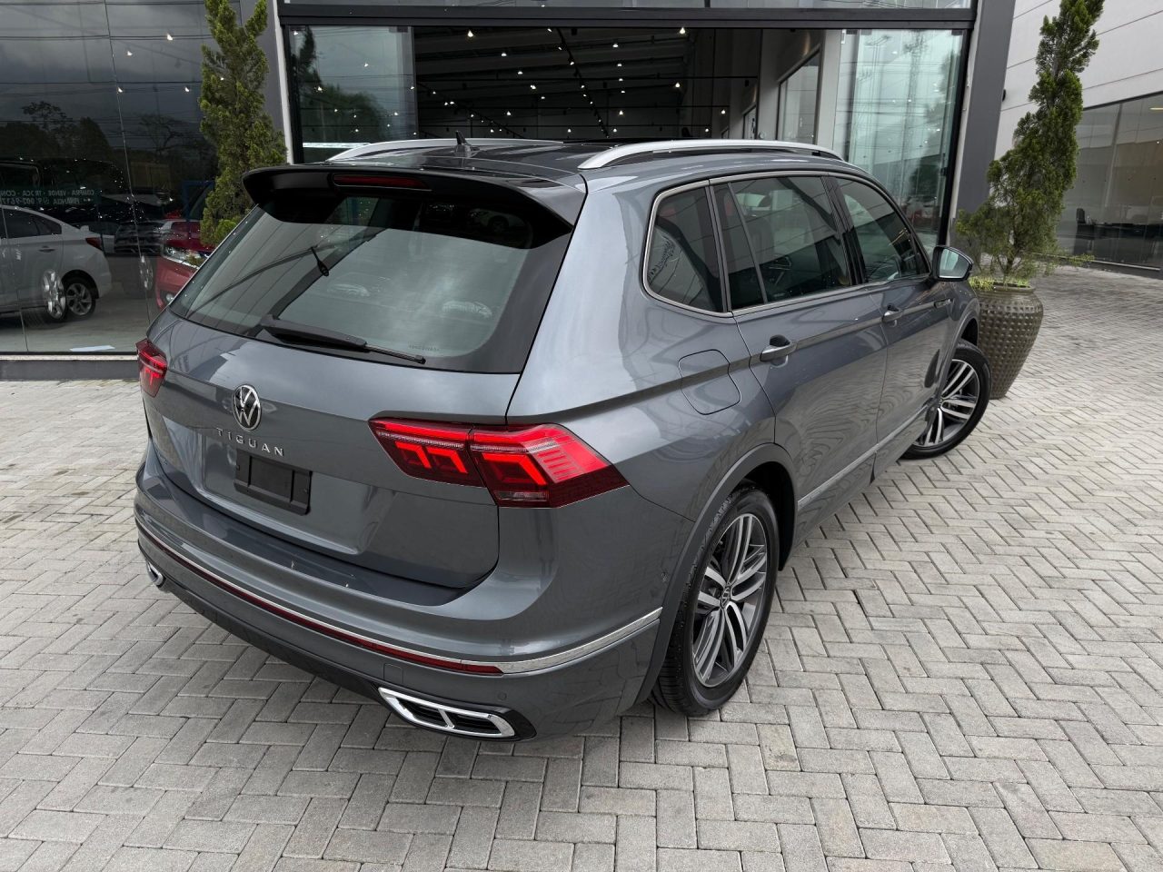 Promoção com R$ 51 mil de desconto faz vendas do Tiguan explodirem em outubro