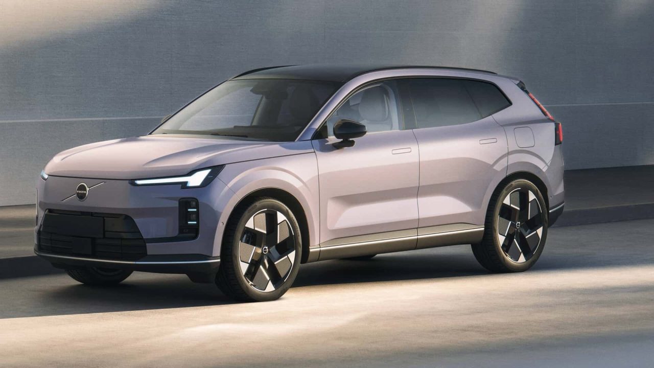 Volvo adia meta elétrica e volta a investir nos híbrido