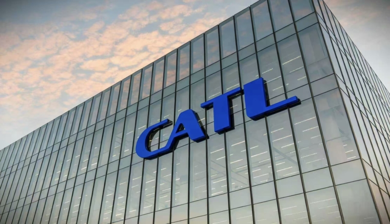 CATL confirma produção em larga escala de baterias de íon-sódio a partir de 2026