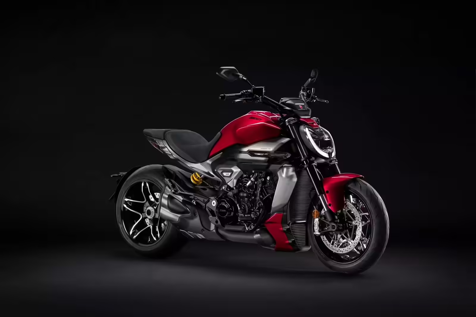 Chega ao Brasil? Ducati XDiavel V4 é lançada na Índia por R$ 204 mil