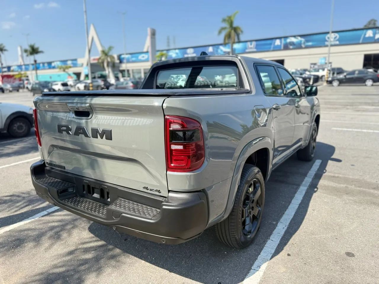 Ram libera Rampage Laramie 2026 com redução de até R$ 34 mil para CNPJ em dezembro