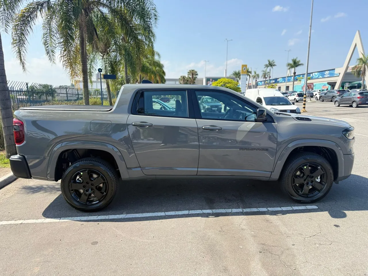 Ram libera Rampage Laramie 2026 com redução de até R$ 34 mil para CNPJ em dezembro