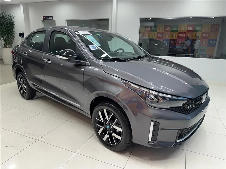 Fiat Cronos Precision 2026 custa menos que Polo com desconto de R$ 16.273 em dezembro