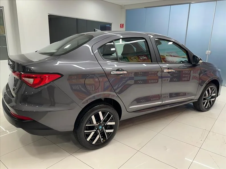 Fiat Cronos Precision 2026 custa menos que Polo com desconto de R$ 16.273 em dezembro