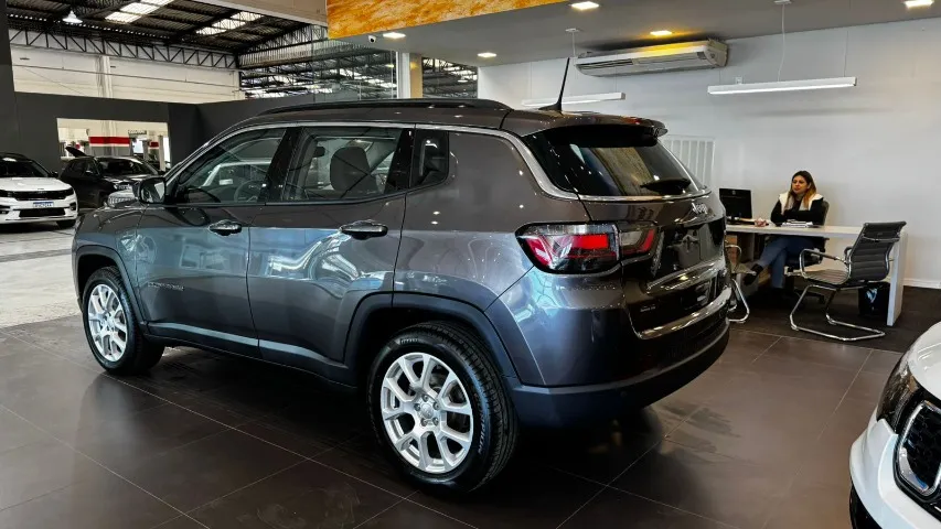 Jeep derruba em R$ 32.500 o preço do Compass Sport 2026 para PcD em dezembro