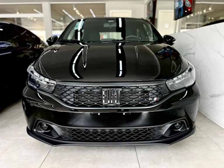 Fiat Argo Drive 1.3 CVT 2026 sai mais barato que o Mobi com R$ 21.160 de desconto