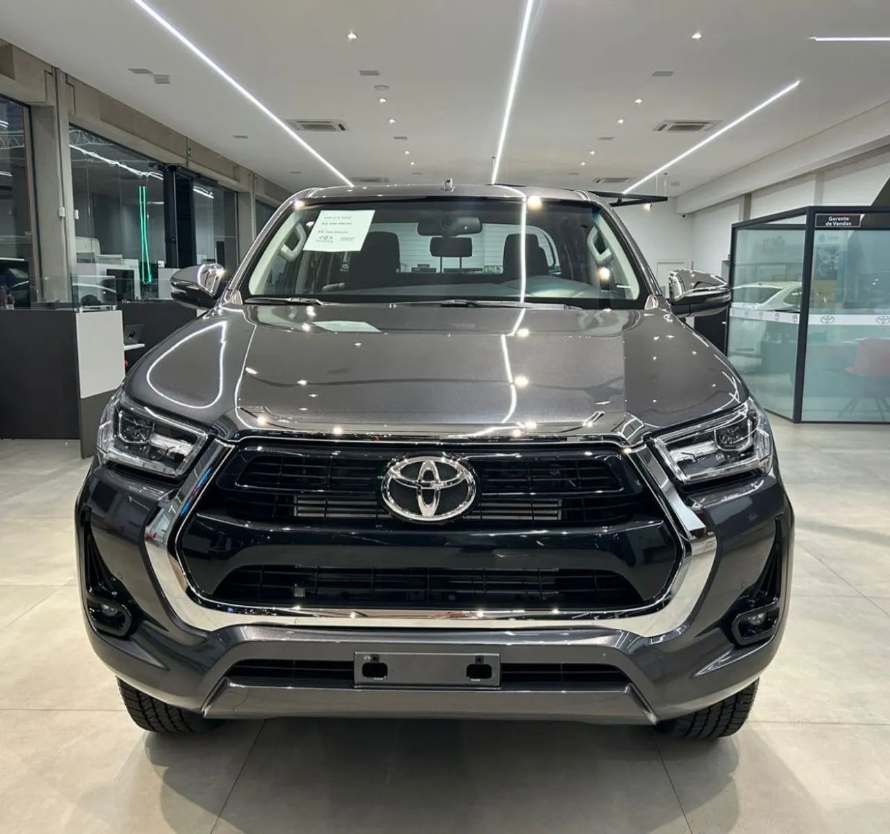 Toyota libera Hilux Power Pack MT 2026 com super desconto de R$ 61.333 para CNPJ em dezembro