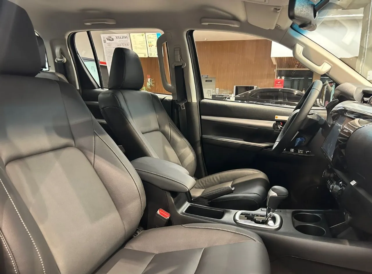 Toyota libera Hilux Power Pack MT 2026 com super desconto de R$ 61.333 para CNPJ em dezembro