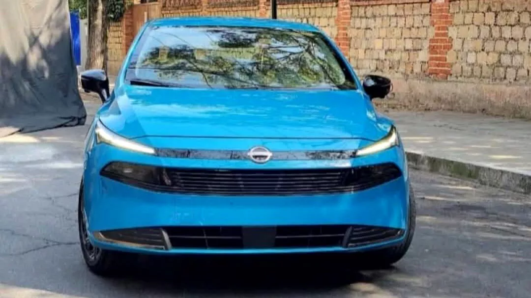 Com influência do Kait, novo Nissan Versa aparece antes do lançamento
