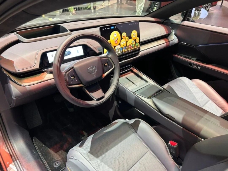 Toyota bZ7 desembarca na china oferecendo autonomia CLTC de até 700 km