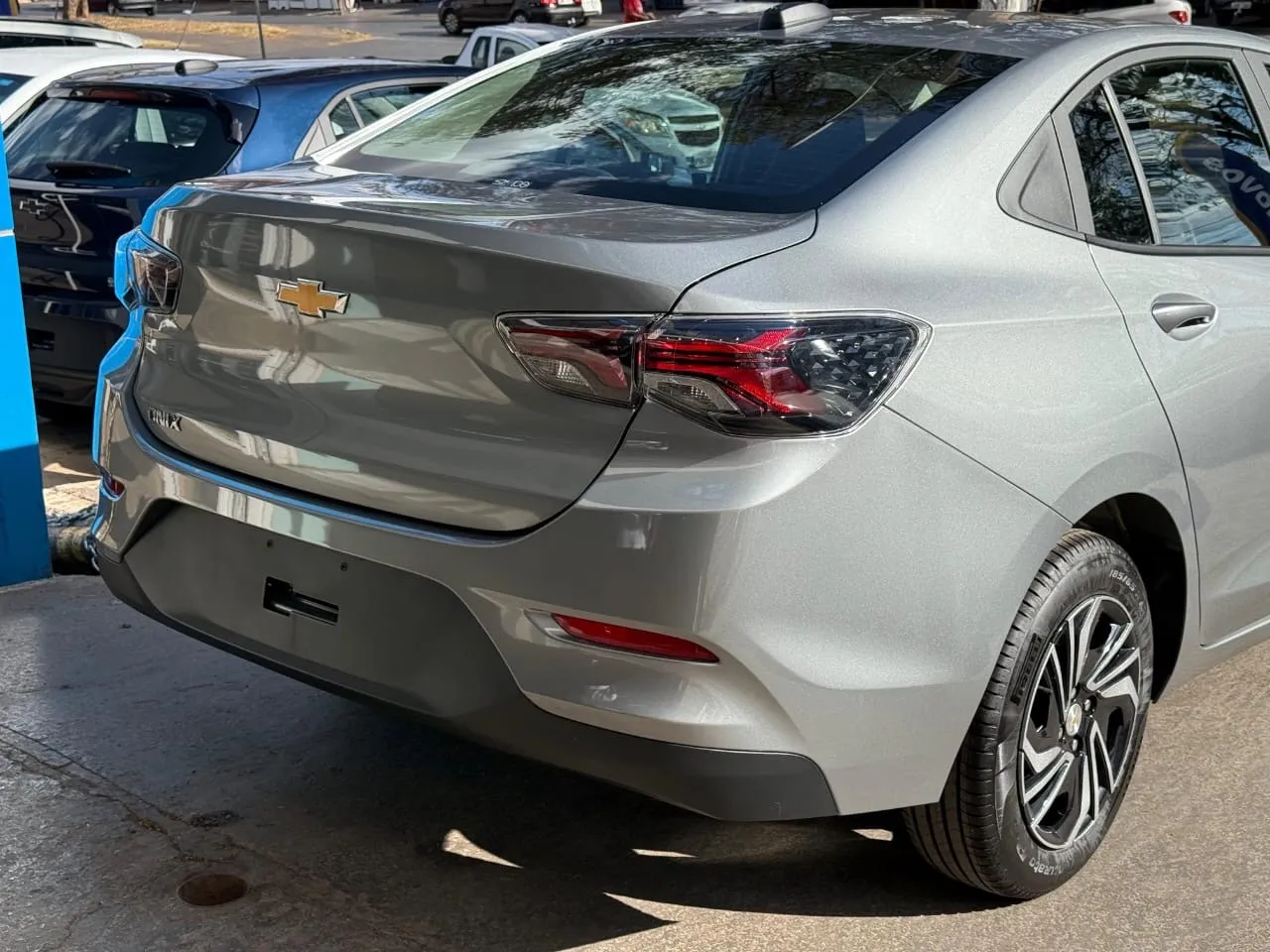 Chevrolet Onix Plus AT Turbo 2026 sai mais barato que o Argo com R$ 29.700 de desconto