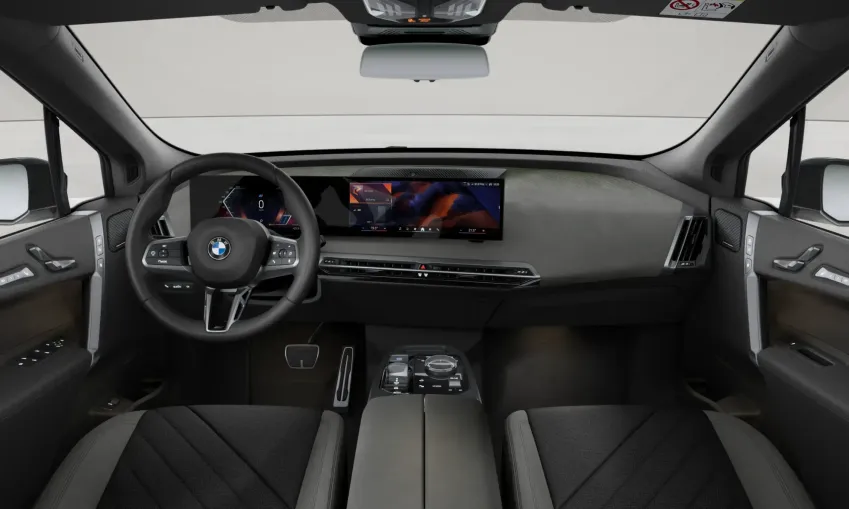 Papa Leão XIV recebe BMW avaliado em R$ 720 mil; veja detalhes do SUV elétrico