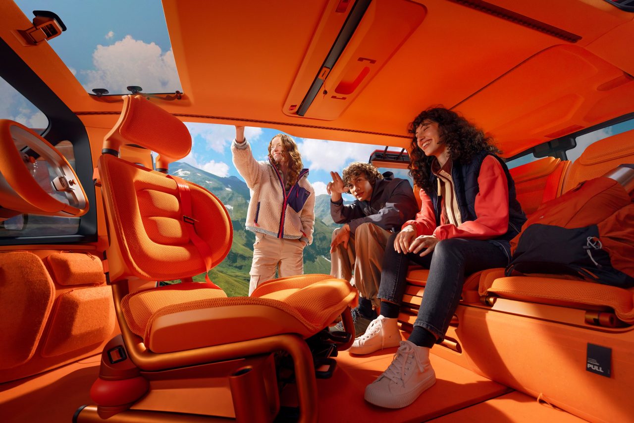 Citroën apresenta ELO, conceito de minivan com proposta inédita de cabine