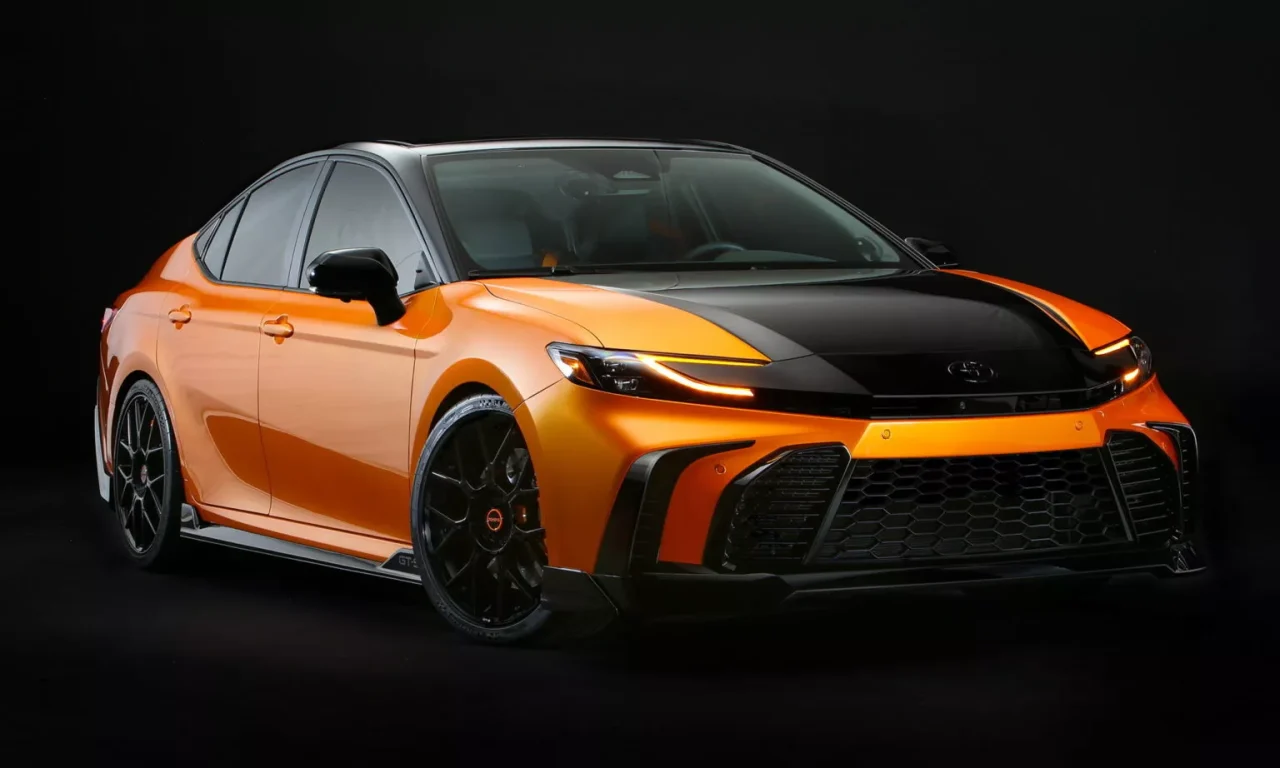 Toyota vai vender modelos fabricados nos EUA no Japão a partir de 2026