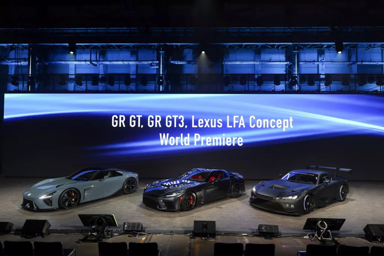 Toyota GR GT estreia com V8 de 650 cv e mira o território do Porsche 911