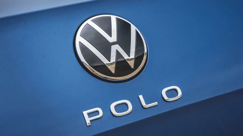 Volkswagen Polo reestilizado pode estrear versão híbrida inédita na Europa