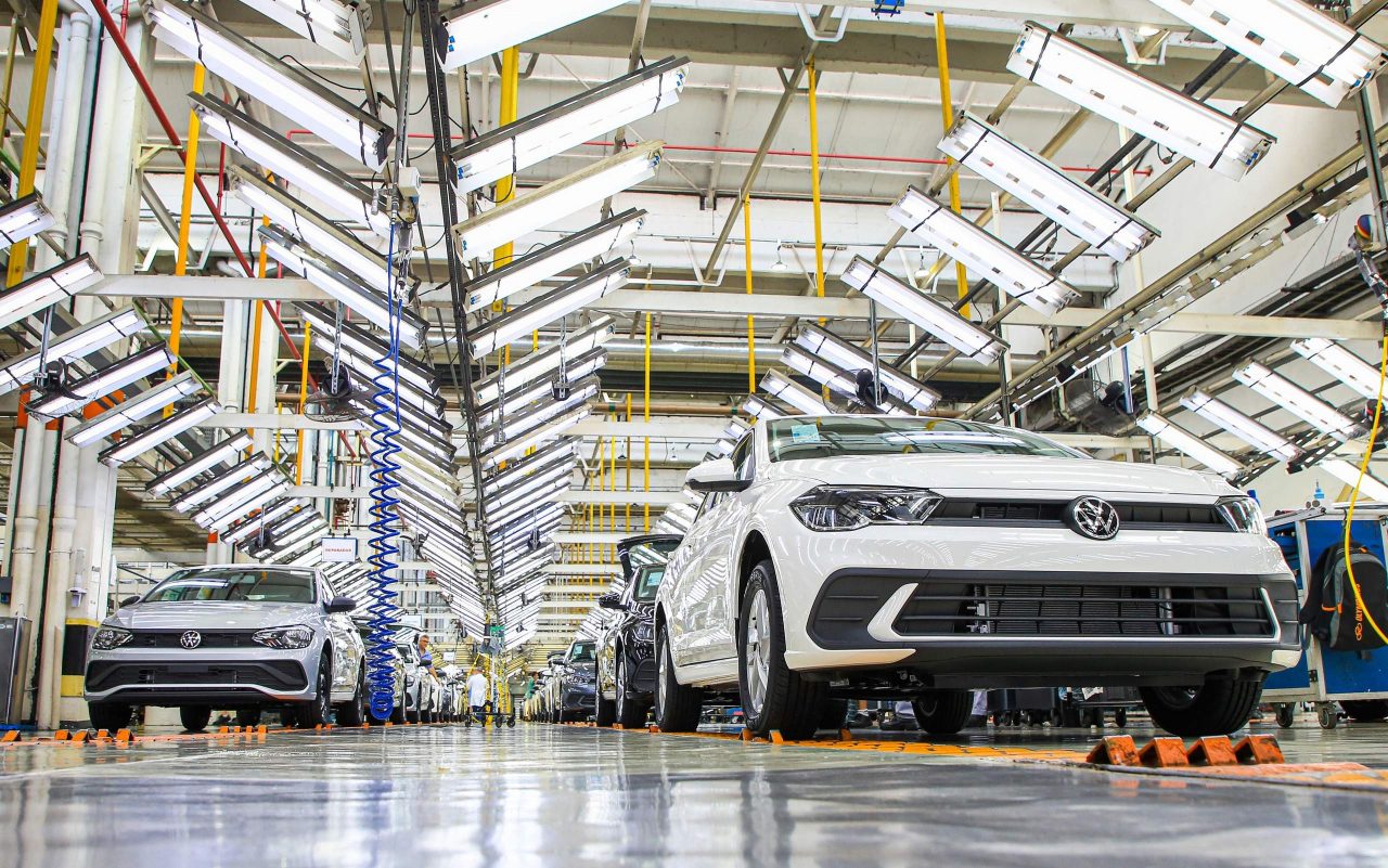 Volkswagen celebra produção de 8 milhões de veículos na planta de Taubaté