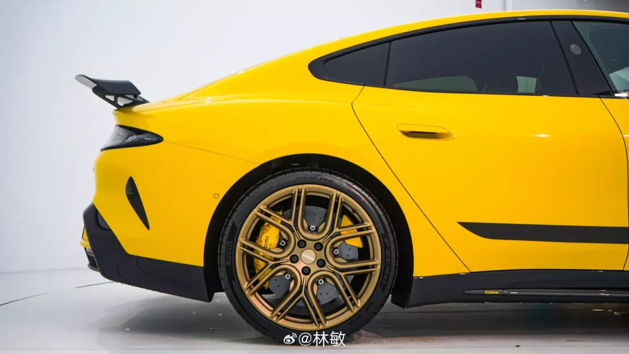 Maçanetas elétricas de carros serão banidas na China a partir de 2027