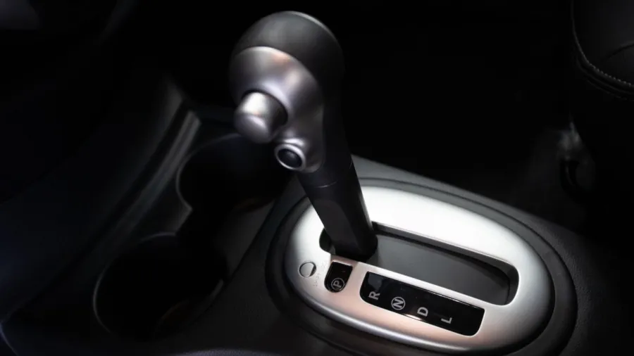 O que significam P, R, N e D no câmbio automático do carro?