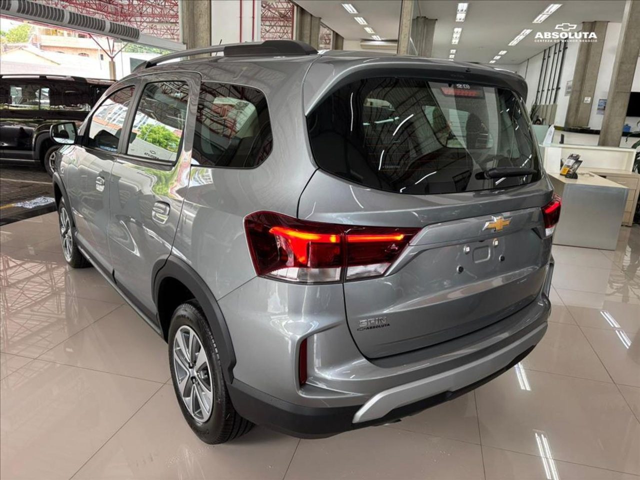 Chevrolet Spin LTZ 2026 fica mais barato que o Tera High em oferta de dezembro