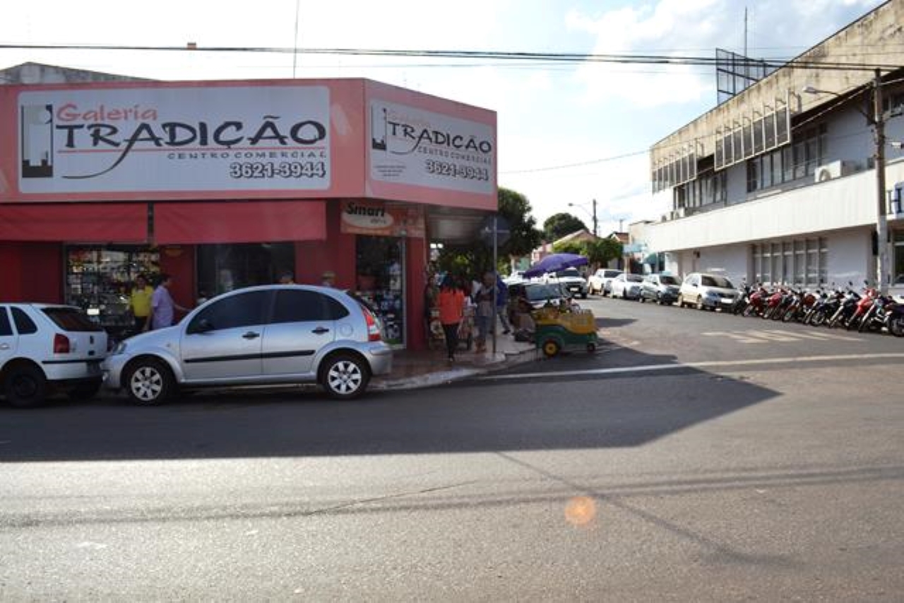 Estacionar na esquina: saiba o que é permitido por lei