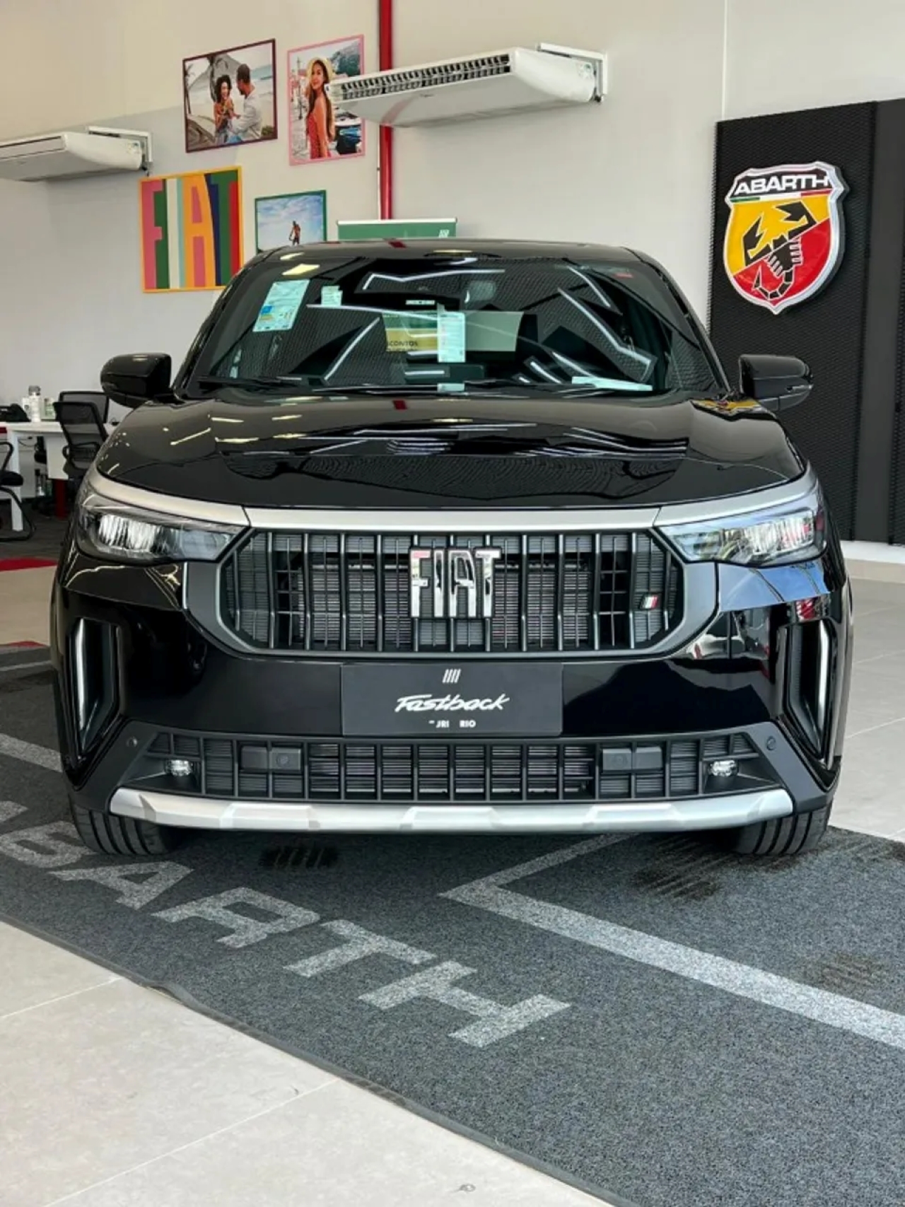 Fiat Fastback Limited 2026 é liberado com desconto de R$ 30.830 para PcD em dezembro