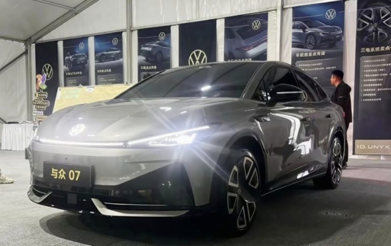 Volkswagen aposta em tecnologia chinesa no ID. Unyx 07, com 231 cv e autonomia de 558 km