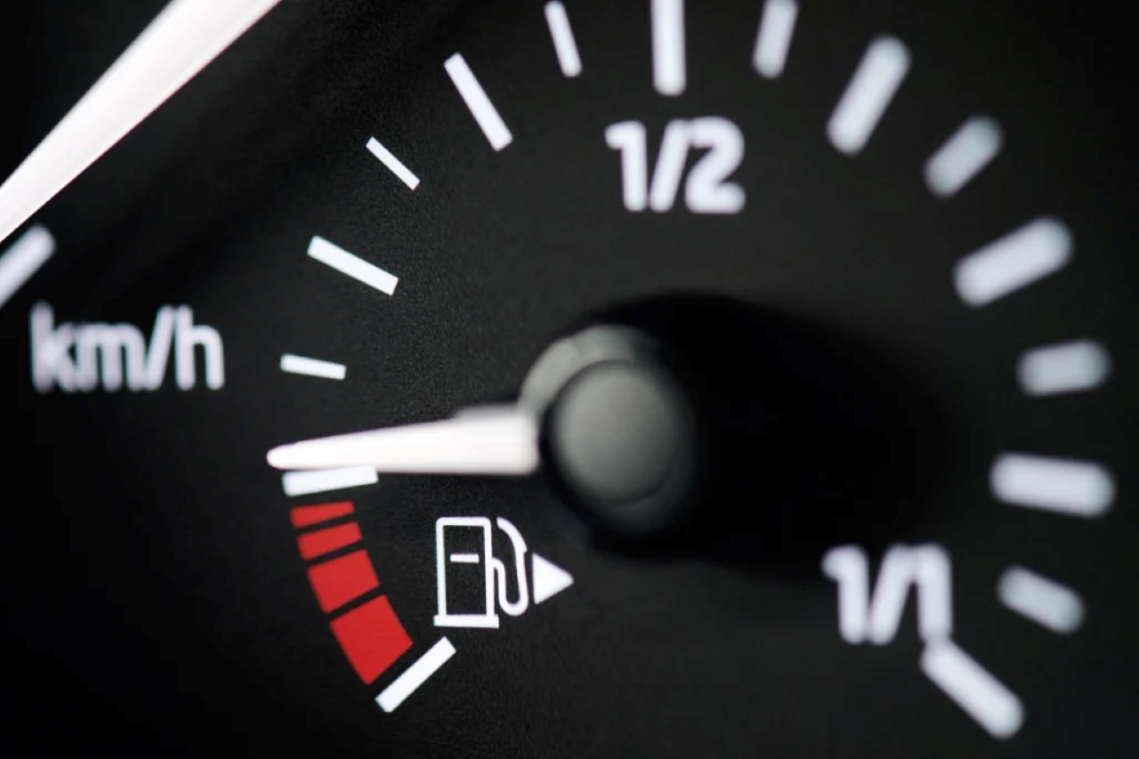 Carro na reserva: até quantos quilômetros você consegue rodar?