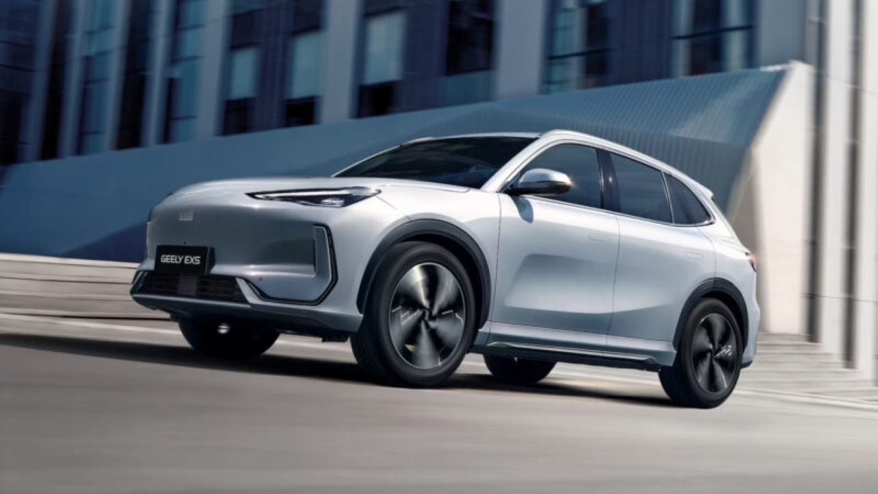Geely EX5 adota tecnologia de direção 4x4 com ângulo de 90° na China