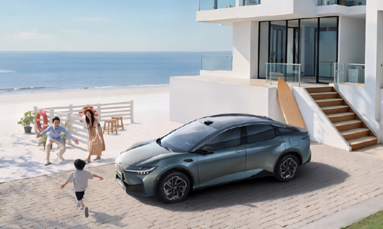 Toyota lança bZ3 na China com lidar, ADAS Momenta 5.0 e bateria BYD Blade