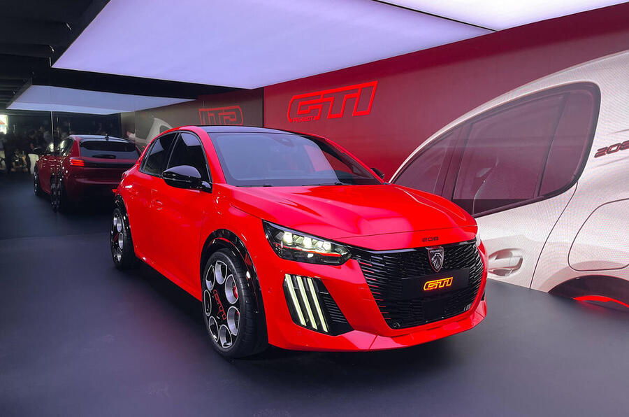 Próximo 208 GTi da Peugeot aposta na herança do clássico 205