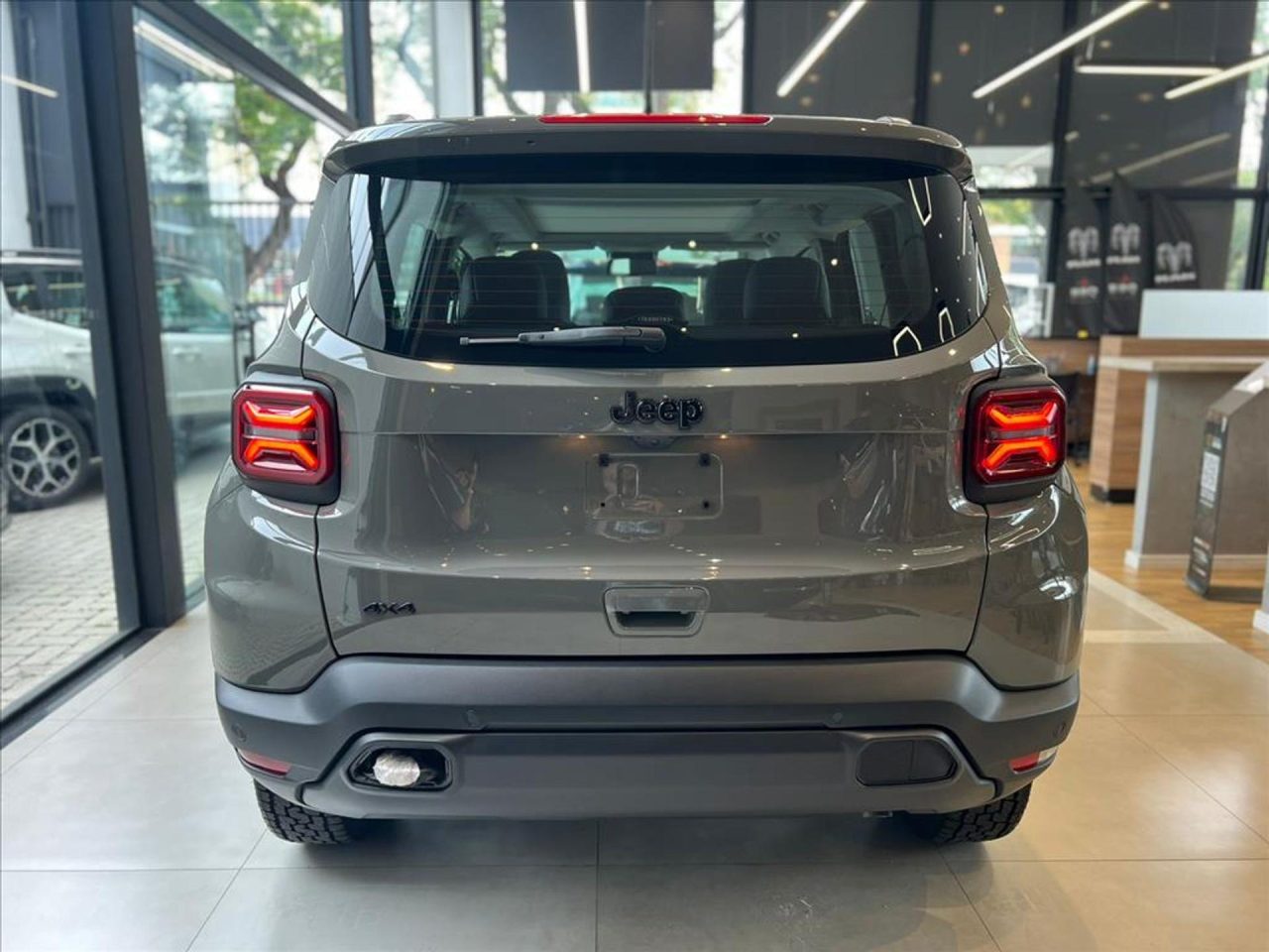 Jeep derruba preço do Renegade Willys 2026 em R$ 25.350 para PcD em dezembro