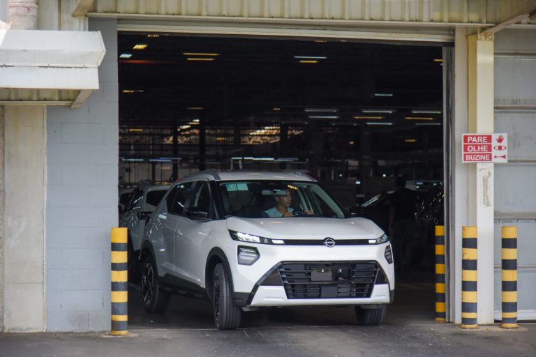 Nissan Kait Sense 2026 sai mais barato que o Polo com R$ 24.300 de desconto