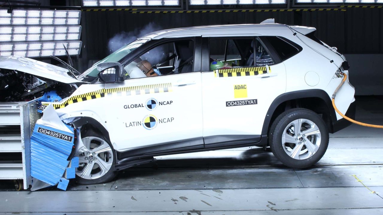 Toyota Yaris Cross decepciona no Latin NCAP e garante apenas 2 estrelas