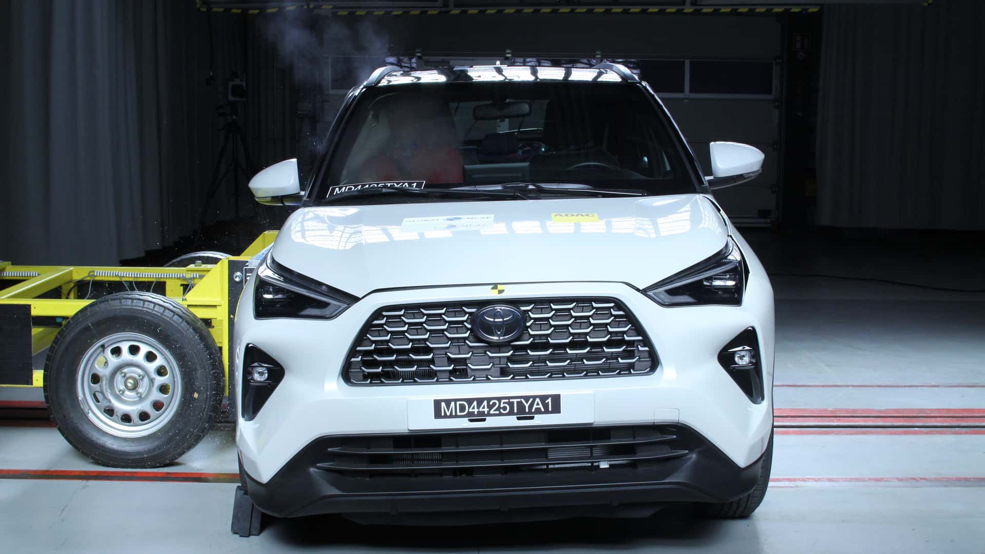 Toyota Yaris Cross decepciona no Latin NCAP e garante apenas 2 estrelas