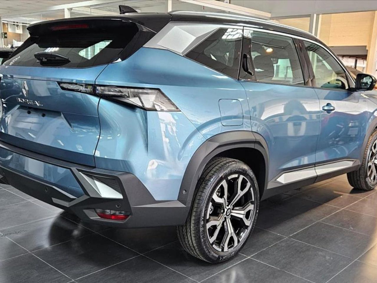 Renault derruba preço do Boreal Iconic 2026 em R$ 30,7 mil para PcD em dezembro