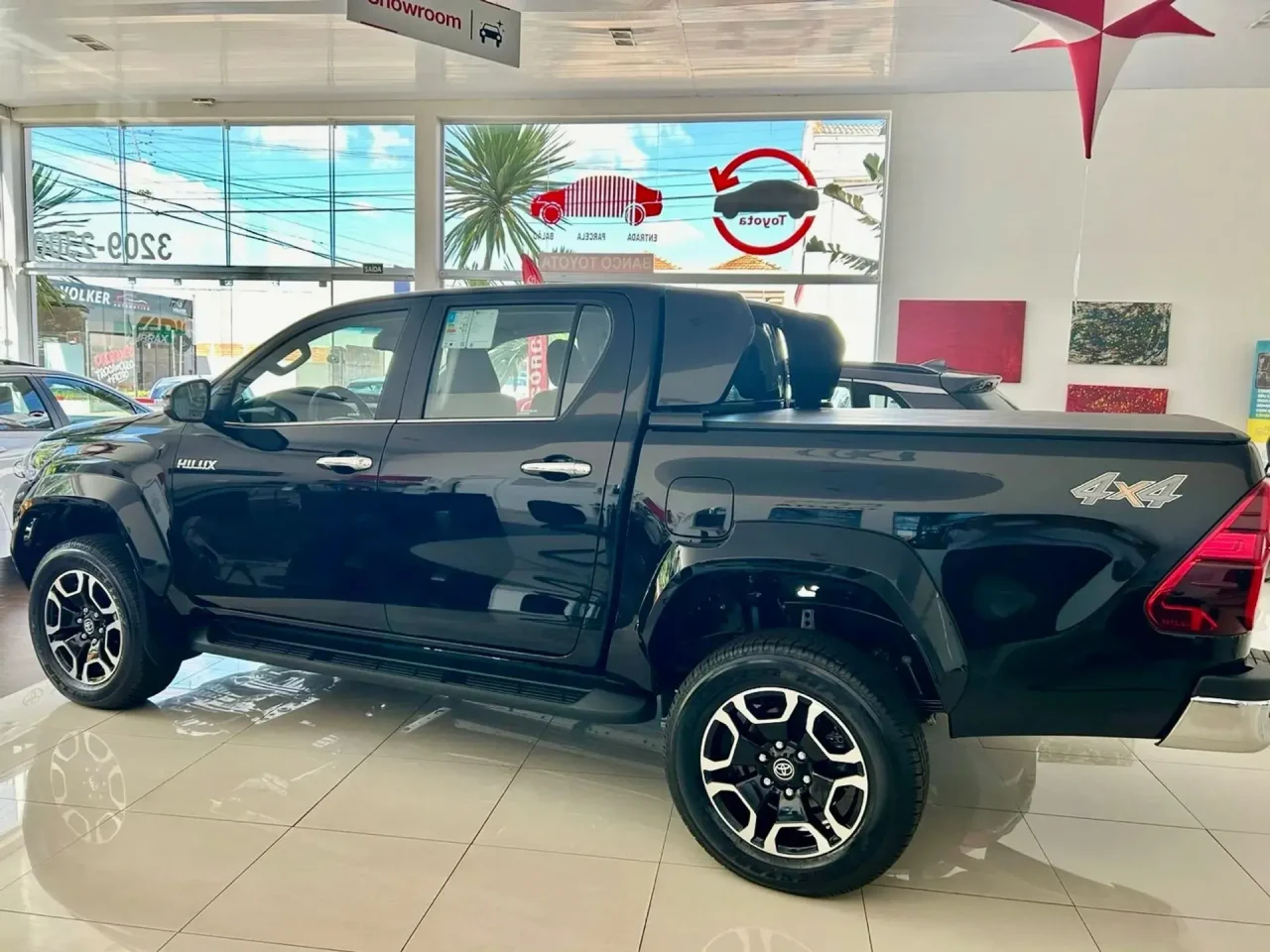 Toyota derruba em até R$ 55.816 o preço da Hilux SR 2026 para CNPJ em dezembro
