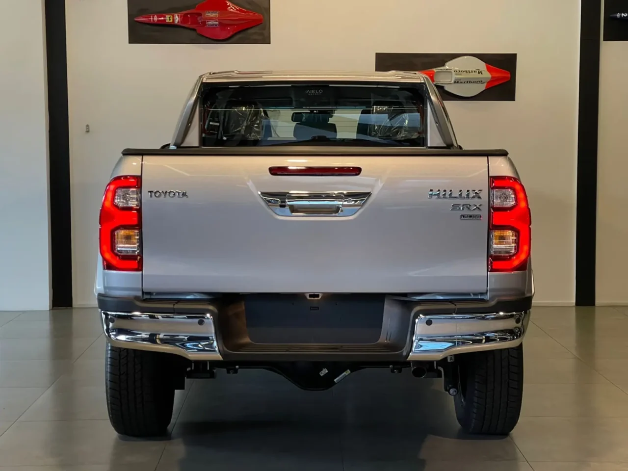 Quanto custa manter a Toyota Hilux 2026? IPVA e revisões em detalhes