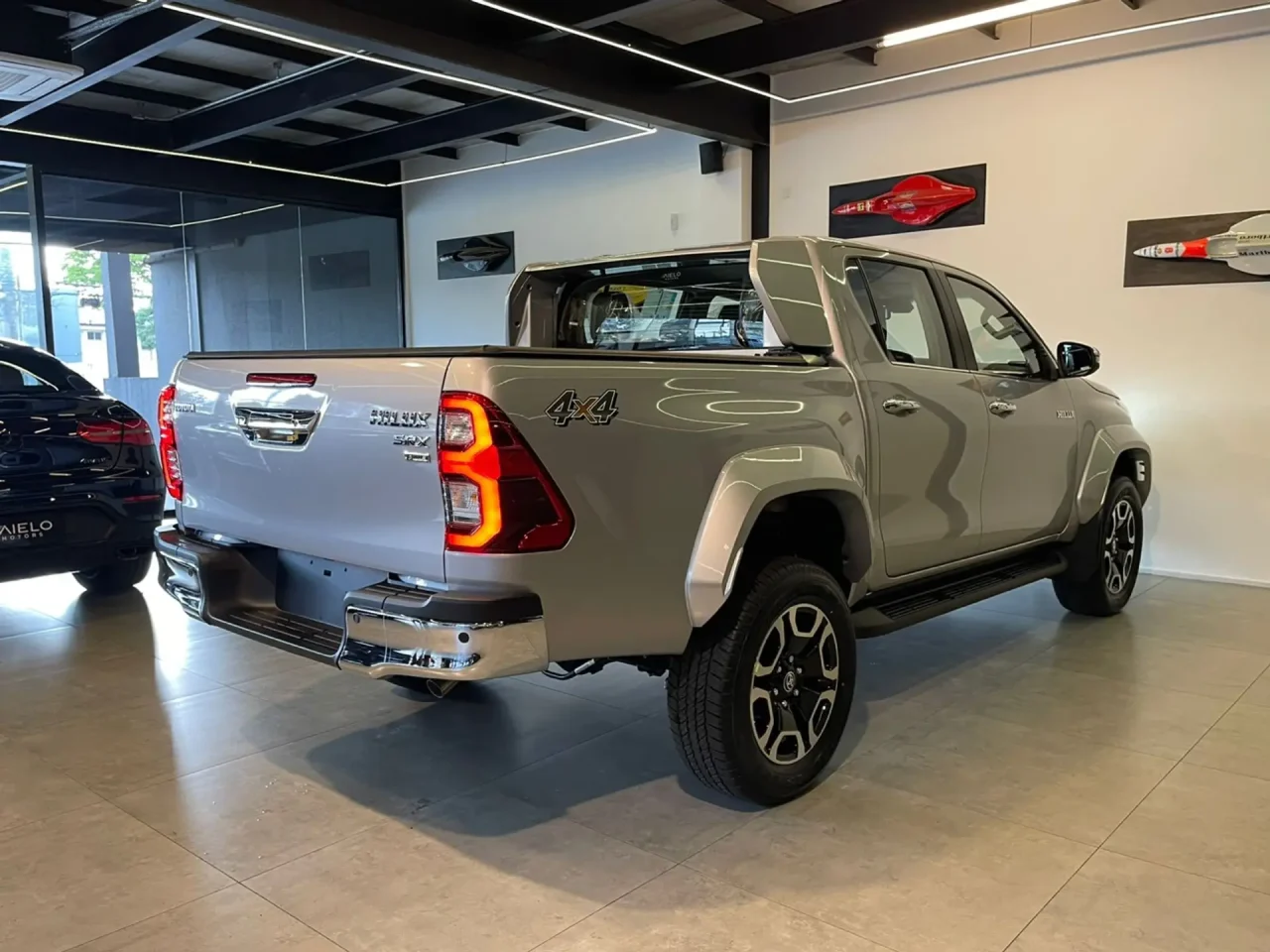 Quanto custa manter a Toyota Hilux 2026? IPVA e revisões em detalhes