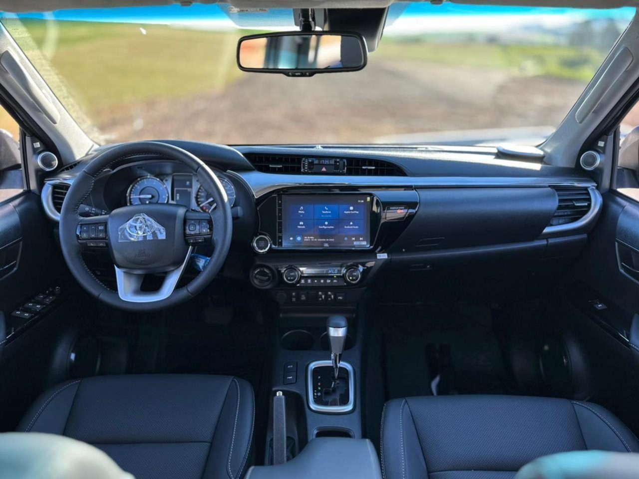 Toyota reduz em até R$ 66,5 mil o preço da Hilux Power Pack AT 2026 para CNPJ