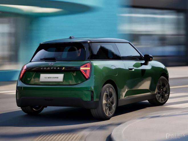BMW Mini estreia o Cooper elétrico 2026 no mercado chinês