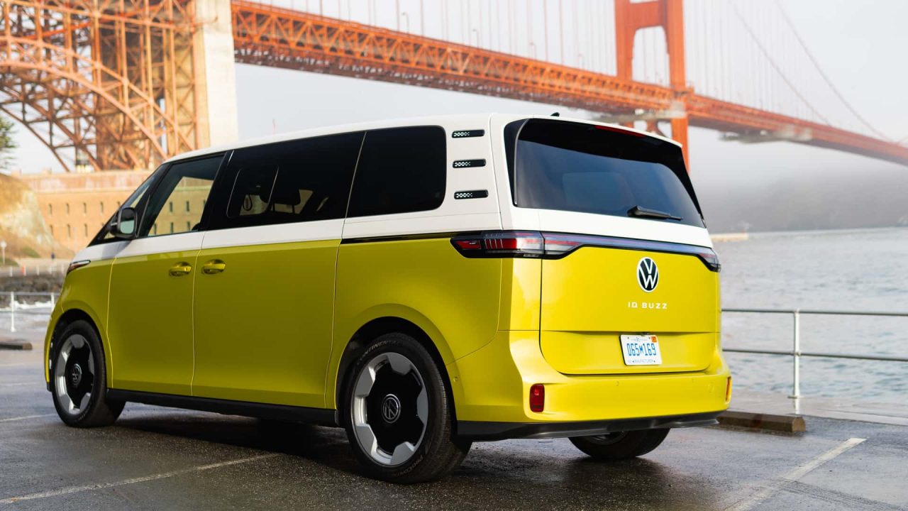 Volkswagen confirma ausência do ID. Buzz na linha 2026 nos EUA