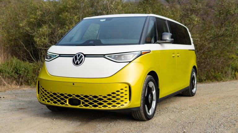 Volkswagen confirma ausência do ID. Buzz na linha 2026 nos EUA