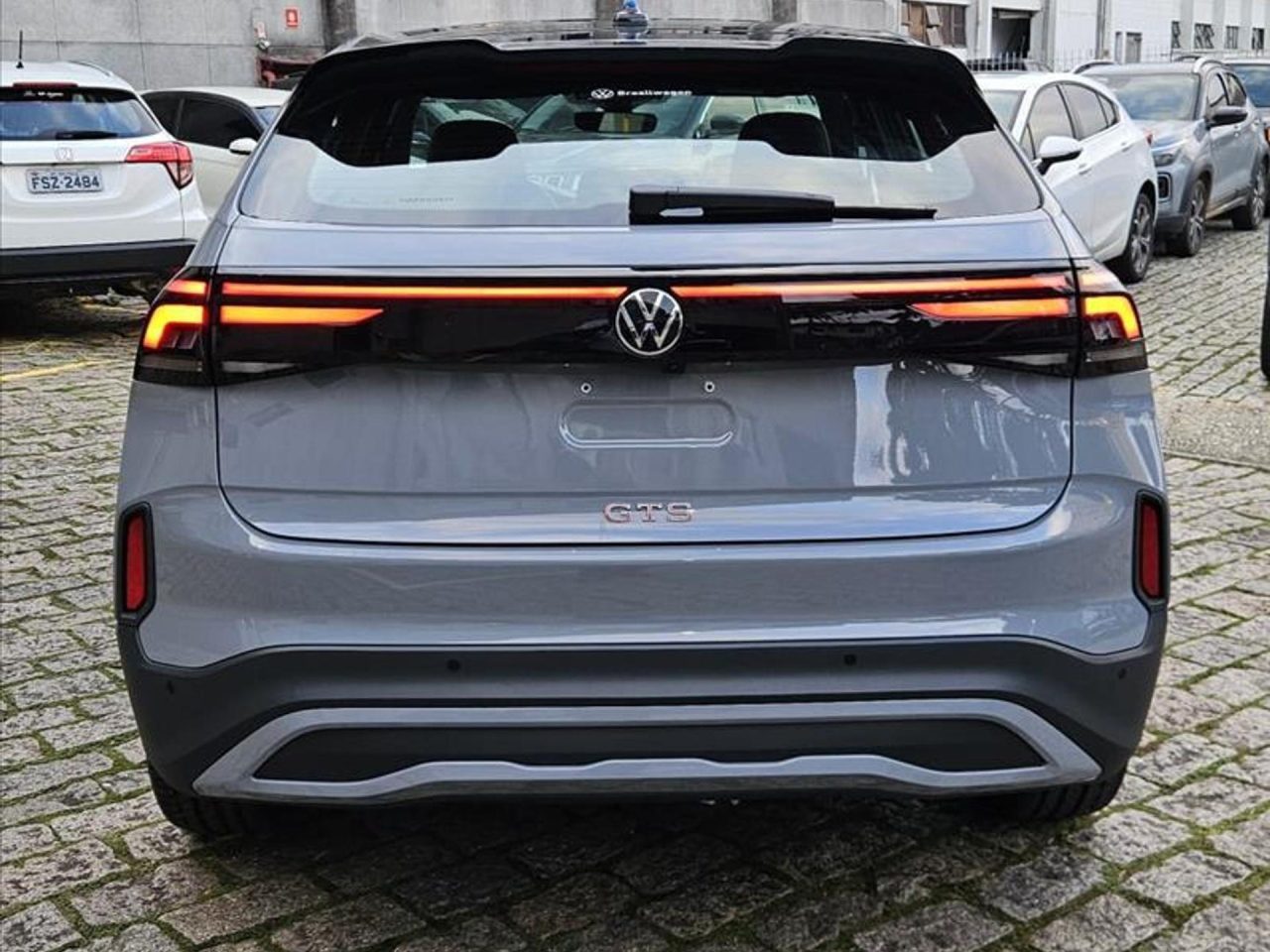 Volkswagen reduz preço do Nivus GTS 2026 em R$ 21,9 mil para PcD