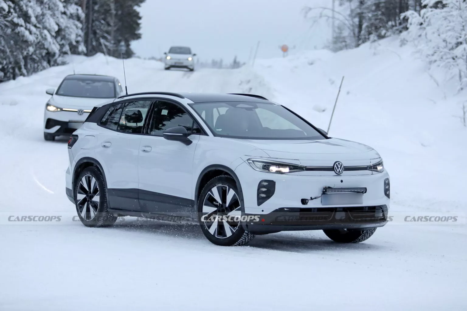 Volkswagen ID.4 reestilizado adota visual cada vez mais próximo do Tiguan