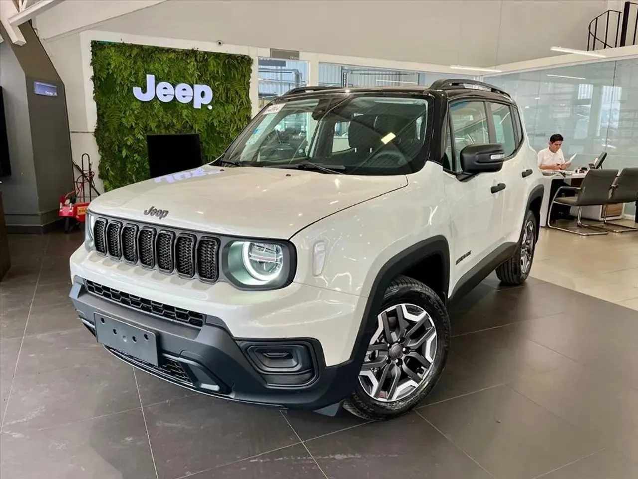 Por que o híbrido do Jeep Renegade será diferente de Pulse e Fastback