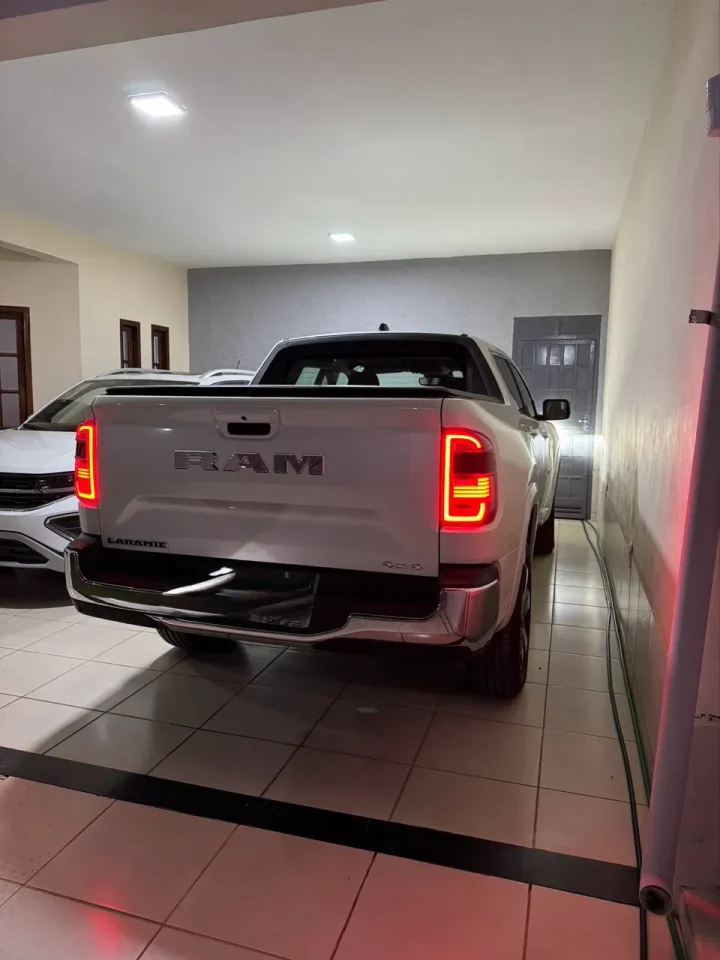 Ram reduz em R$ 29.639 o preço da Rampage Laramie 2026 para CNPJ em janeiro