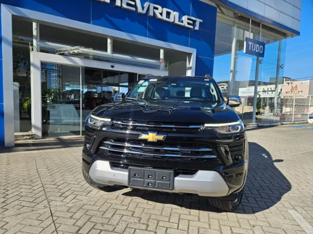 Chevrolet S10 LTZ 2026 fica mais barato que a Hilux Power Pack em promoção de janeiro