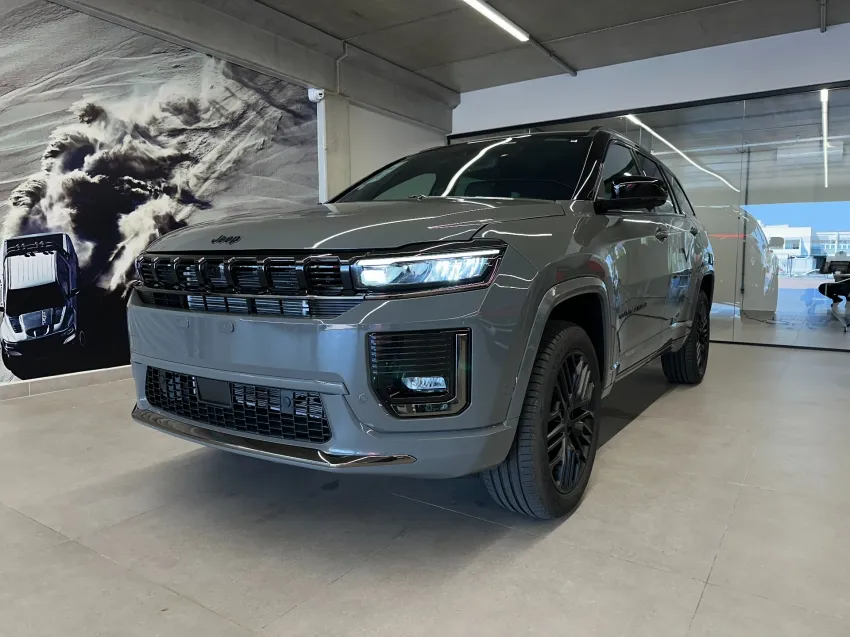 Jeep libera Commander Blackhawk em janeiro de 2026 com descontão de R$ 49.900 para CNPJ